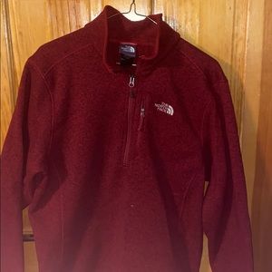 North face qtr zip, great condition